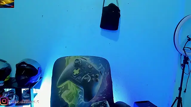 zeus 7777 online show from March 2026 01:07:02 PM