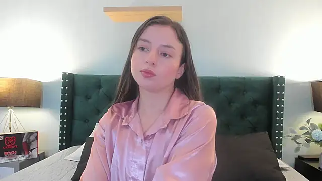 Snapshot of VioletaNova chatting on May 2026 11:16:02 AM VioletaNova online show from May 2026 11:16:02 AM