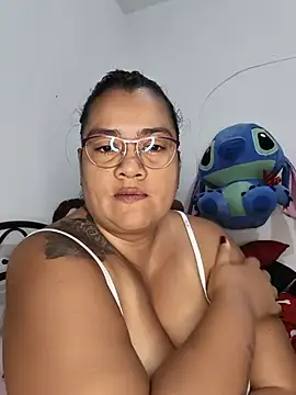Snapshot of NARNYALABELLA chatting on June 2026 04:49:02 PM NARNYALABELLA online show from June 2026 04:49:02 PM