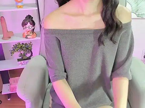 Mix-MiuMiu online show from October 2025 06:46:02 AM