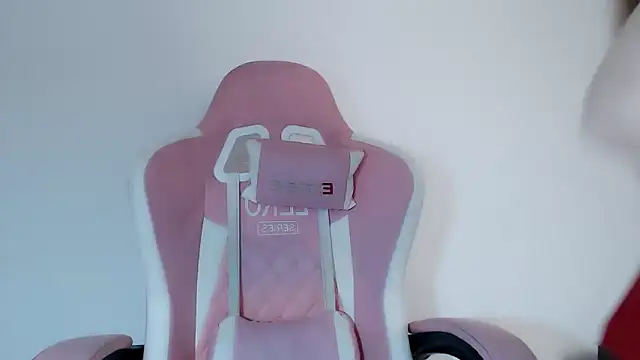 Cam-Ly online show from October 2025 02:37:01 PM