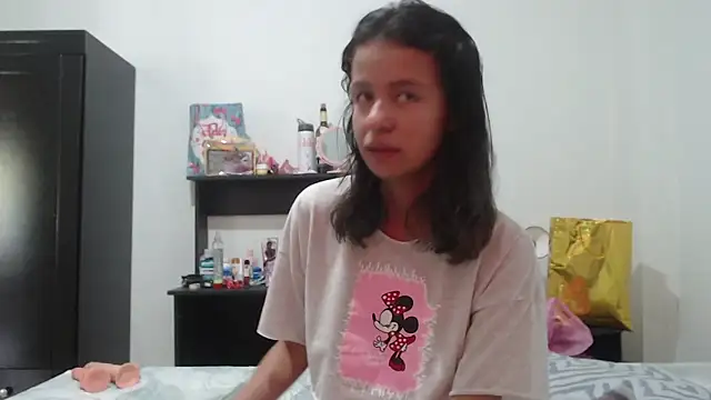 Snapshot of nathaly_jones_ chatting on June 2026 12:48:02 PM nathaly jones online show from June 2026 12:48:02 PM