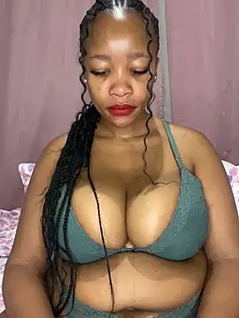 Snapshot of CurvyGod01 chatting on October 2025 04:39:01 PM CurvyGod01 online show from October 2025 04:39:01 PM