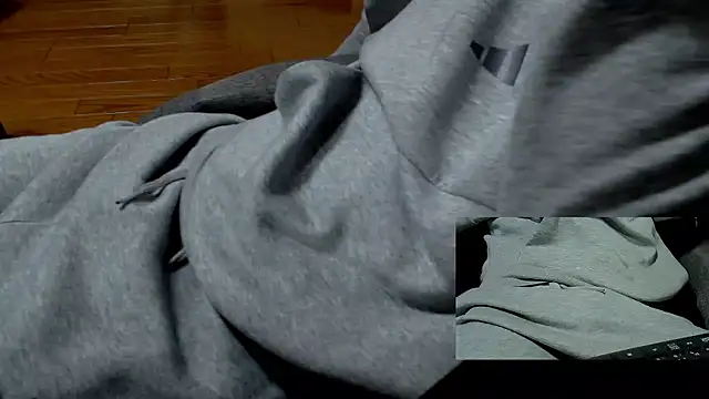 Yasu2000 online show from March 2026 12:43:01 AM