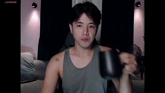 Addictiveboi online show from November 2025 11:36:02 PM