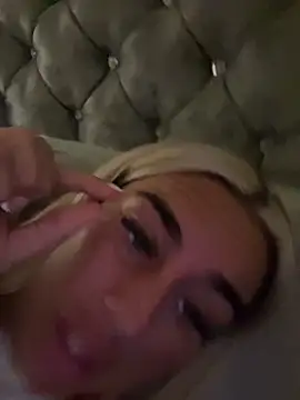 EllieMaeBaby online show from September 2025 09:38:01 PM