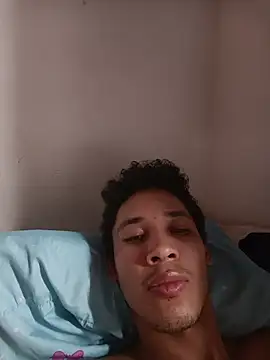 RuiMaddoox online show from October 2025 04:30:02 PM