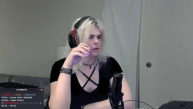 Snapshot of tslunalumen chatting on September 2025 10:15:02 PM tslunalumen online show from September 2025 10:15:02 PM