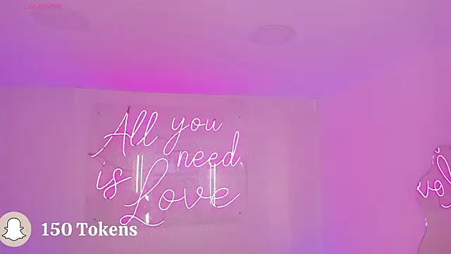 aleksandramiller  online show from January 2026 12:41:01 PM