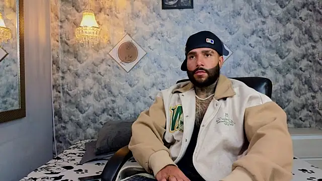 Apolo rousse1 online show from January 2026 09:51:01 PM