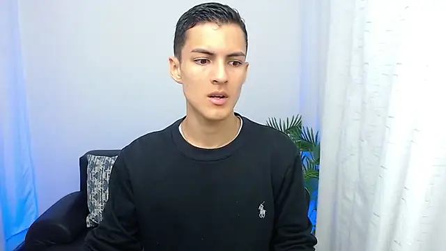 Matiius18 online show from October 2025 01:45:02 PM