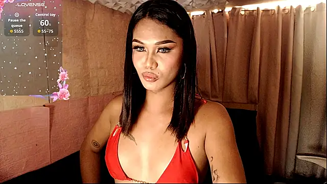 sweet lucyyy online show from September 2025 06:00:01 PM