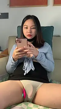Snapshot of zhizhinaigai chatting on April 2026 03:35:02 AM zhizhinaigai online show from April 2026 03:35:02 AM