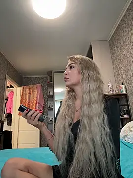 Snapshot of eva_sexxx chatting on December 2025 04:51:01 AM eva sexxx online show from December 2025 04:51:01 AM