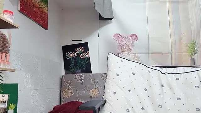 MichiLovely online show from December 2025 08:38:01 PM