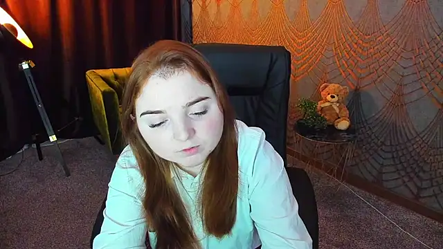 Snapshot of KattyRose8 chatting on May 2026 05:35:02 AM KattyRose8 online show from May 2026 05:35:02 AM