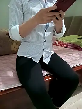 Sweet-Berry89 online show from November 2025 02:01:02 AM