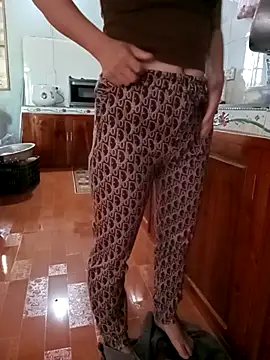 Sweet-Berry89 online show from November 2025 03:37:02 AM