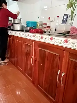 Sweet-Berry89 online show from November 2025 04:23:02 AM