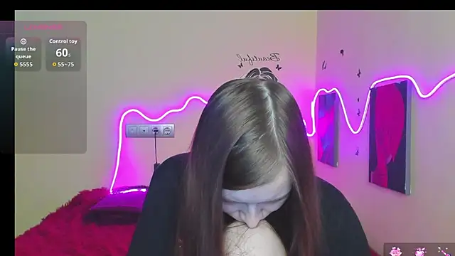 AliceHaris online show from September 2025 01:05:02 AM