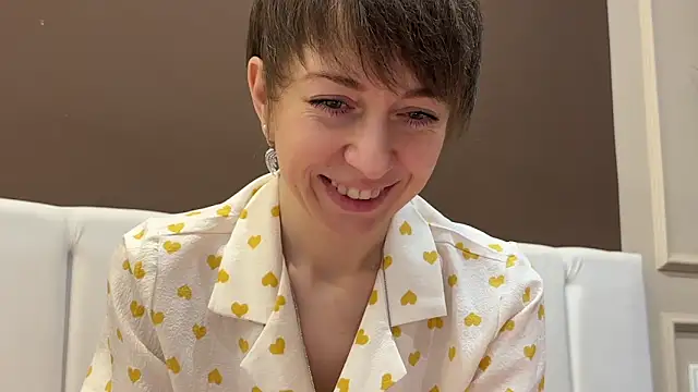 daniellia  online show from February 2026 09:18:02 AM