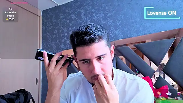 ryan evanss online show from November 2025 03:11:01 PM