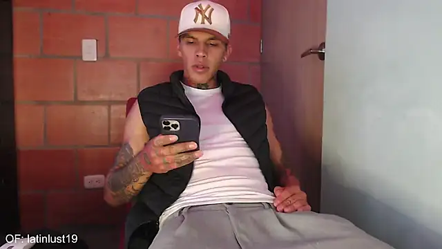 Snapshot of Savajelust chatting on February 2026 04:35:02 PM Savajelust online show from February 2026 04:35:02 PM