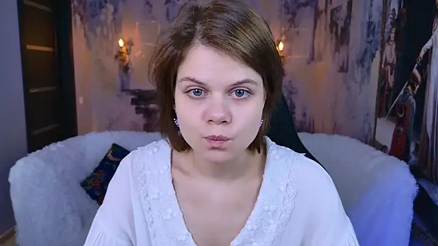 EllieMurler online show from November 2025 09:10:01 AM