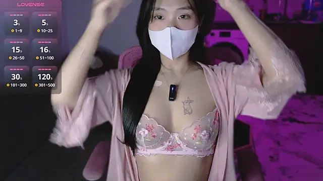 Phuong Bee online show from March 2026 02:23:02 PM