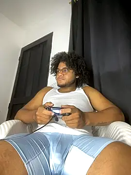 Snapshot of tommyy_love chatting on September 2025 03:39:02 AM tommyy love online show from September 2025 03:39:02 AM