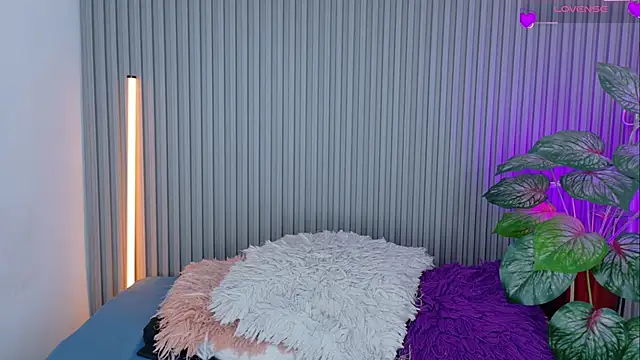 Snapshot of Celeste_Presstigge chatting on March 2026 09:33:01 PM Celeste Presstigge online show from March 2026 09:33:01 PM