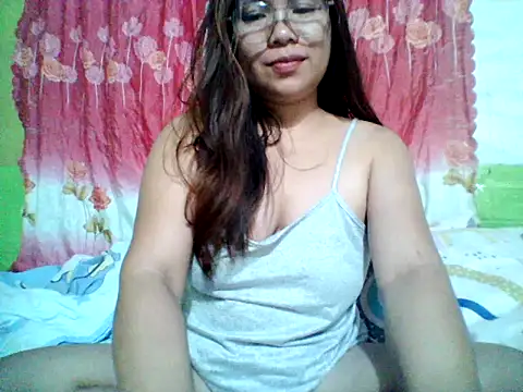 Snapshot of Bianca0516 chatting on May 2026 11:40:01 AM Bianca0516 online show from May 2026 11:40:01 AM
