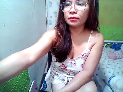 Snapshot of Bianca0516 chatting on June 2026 09:52:01 AM Bianca0516 online show from June 2026 09:52:01 AM