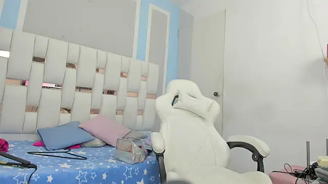 marsmith1 online show from September 2025 03:31:01 AM