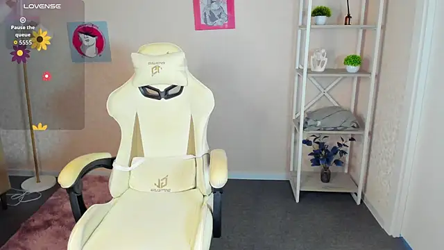 R0cket bunny online show from September 2025 01:06:02 AM