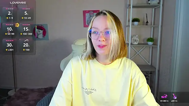 R0cket bunny online show from September 2025 12:01:02 AM