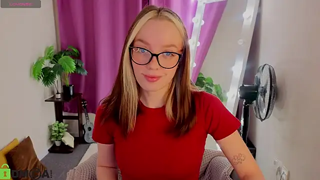 R0cket bunny online show from May 2026 01:01:01 AM