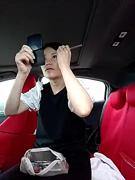 Haili-1 online show from October 2025 11:04:01 PM