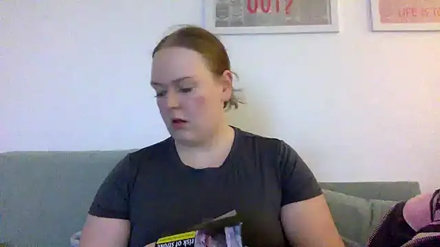 Snapshot of gracelovesxx chatting on March 2026 10:23:01 PM gracelovesxx online show from March 2026 10:23:01 PM