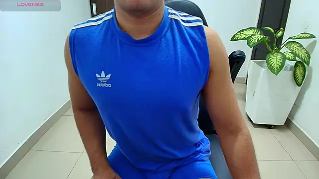 sebastian oconnor77 online show from October 2025 12:37:02 PM