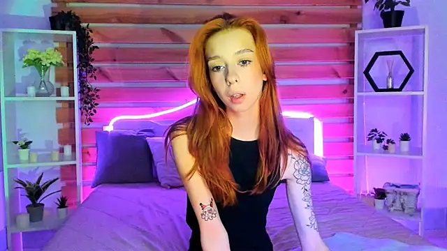 Lori Williams online show from November 2025 01:06:02 AM