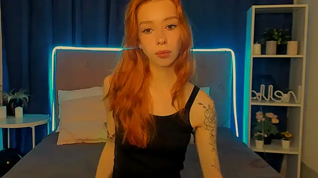 Lori Williams online show from December 2025 01:03:02 AM