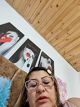 AlexxiaaMat online show from April 2026 11:05:01 AM