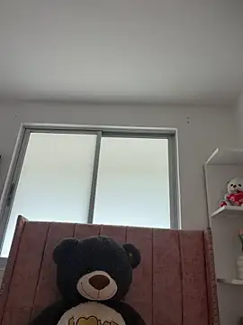 salomecute21 online show from June 2026 02:33:01 PM