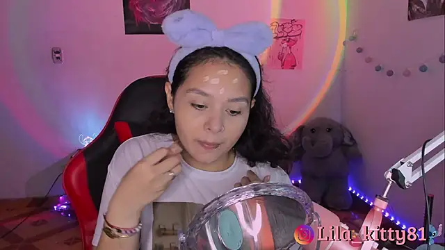 lila kitty81 online show from September 2025 08:56:02 PM