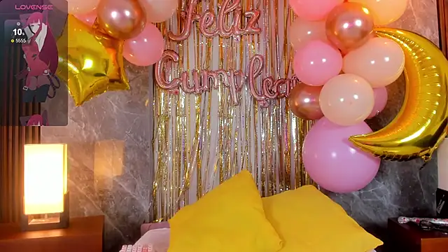 Snapshot of Emma_hunter_ chatting on November 2025 04:45:02 AM Emma hunter online show from November 2025 04:45:02 AM