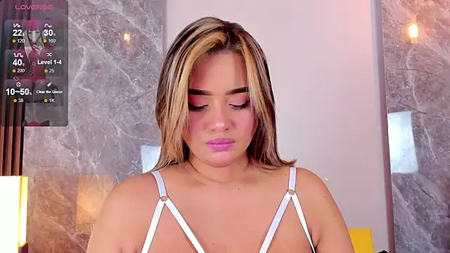 Snapshot of Emma_hunter_ chatting on November 2025 04:15:01 AM Emma hunter online show from November 2025 04:15:01 AM