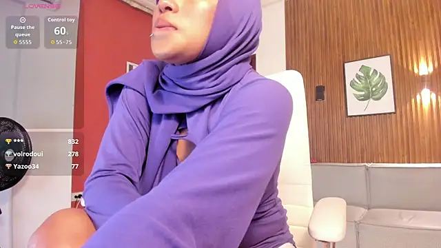 Snapshot of kayla_hasab chatting on September 2025 02:27:02 AM kayla hasab online show from September 2025 02:27:02 AM