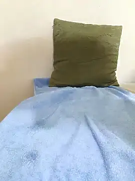 PussyLover880099 online show from September 2025 12:05:01 PM