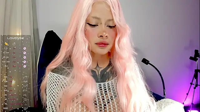 AlinaLukyanova online show from April 2026 04:28:02 AM